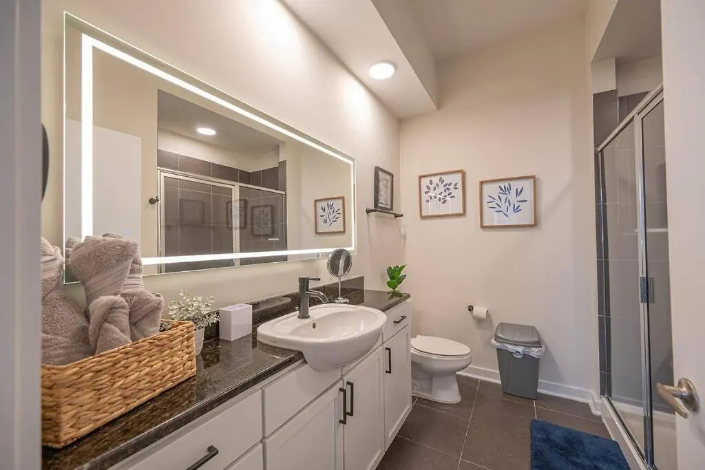 Apartment Chic 1-Bedroom Modern Apt With Gym & Free Parking Charlotte