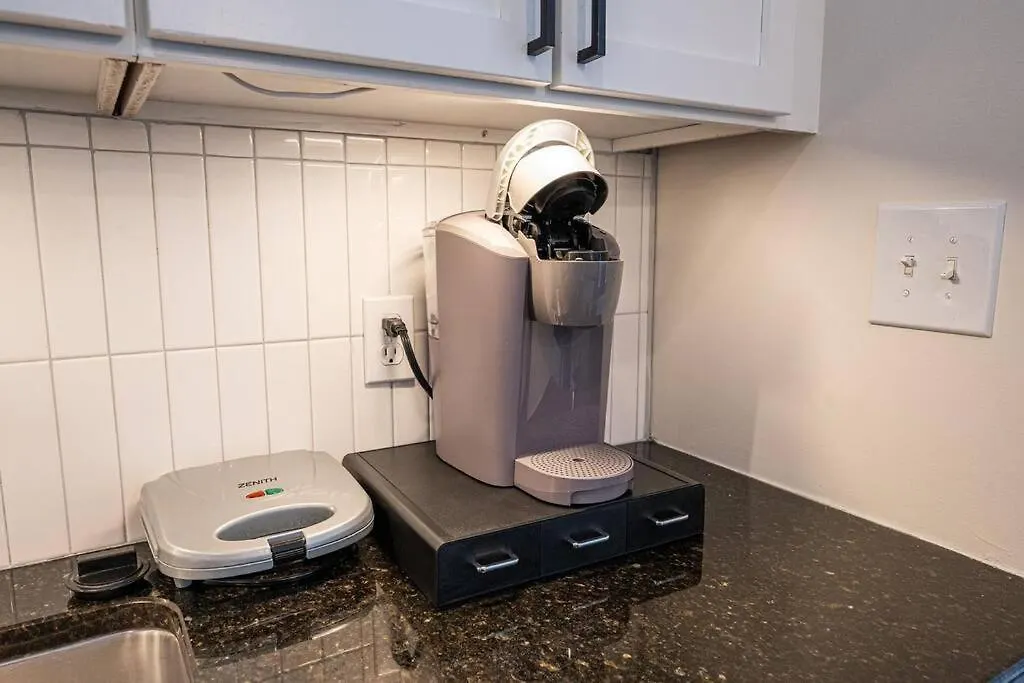 Apartment Chic 1-Bedroom Modern Apt With Gym & Free Parking Charlotte
