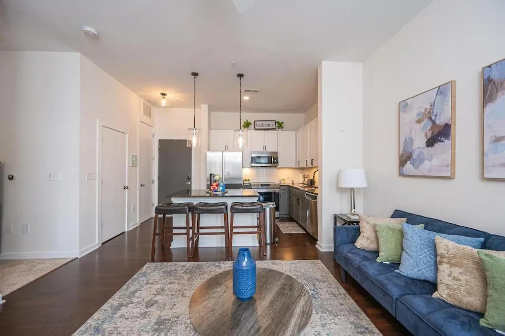 Chic 1-Bedroom Modern Apt With Gym & Free Parking Charlotte