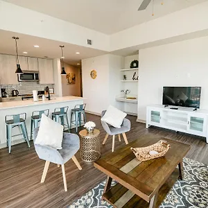  Apartment Corporate Uptown Furnished